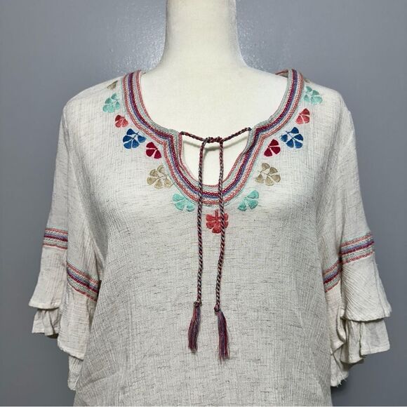 Democracy ivory shirt with colorful stitching.  Size XL - Picture 2 of 5